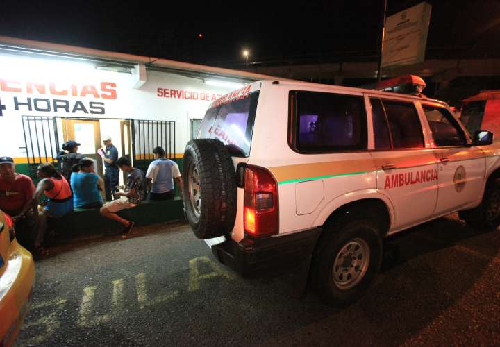 Los heridos fueron trasladados hacia el Centro de Salud de San Isidro. (Foto: Alexander Santamaría)