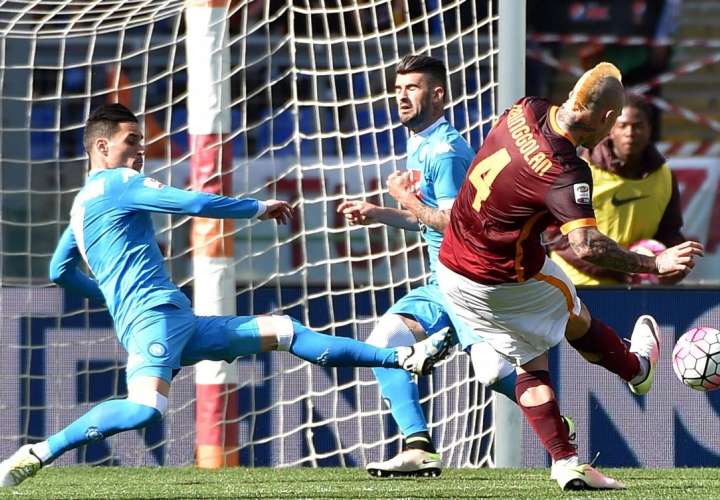 Radja Nainggolan anotó el gol que le dio la victoria a Roma y el título a la Juventus. Foto EFE