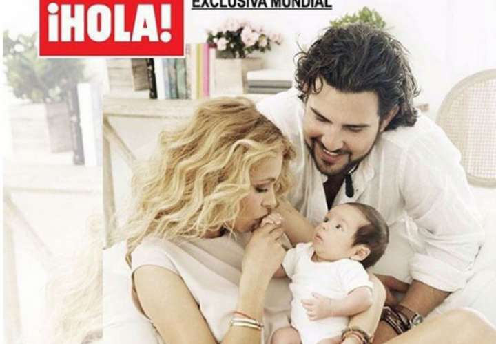 Paulina Rubio presenta a su segundo hijo, Eros
