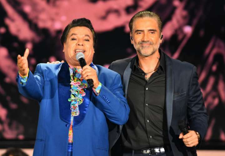 Iglesias, Nicky Jam y Juan Gabriel arrasan con los Billboard