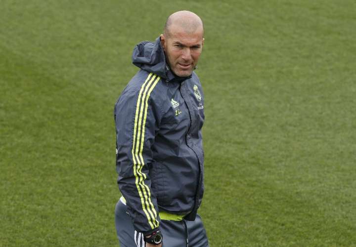 Zidane, obligado a hacer rotaciones