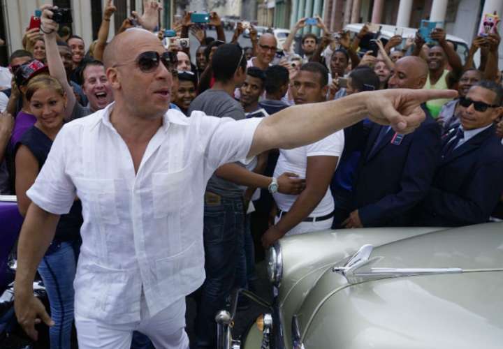 Vin Diesel acude al llamado de Chanel en Cuba