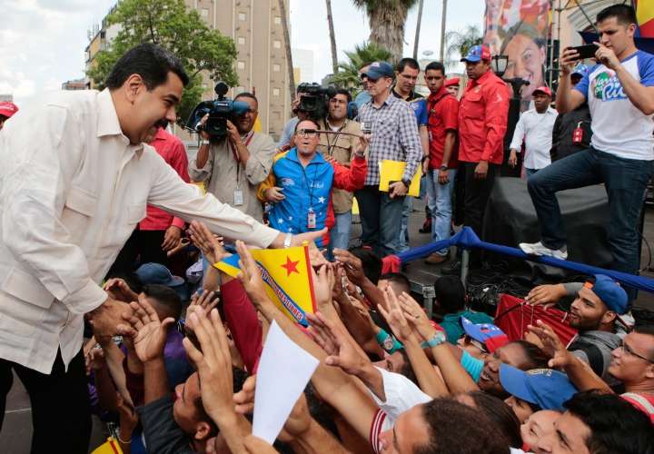 México pide diálogo en Venezuela que resuelva ‘compleja situación’
