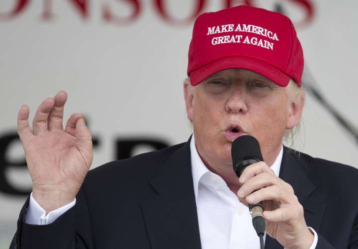Donald Trump reitera promesa de construir un muro en la frontera 