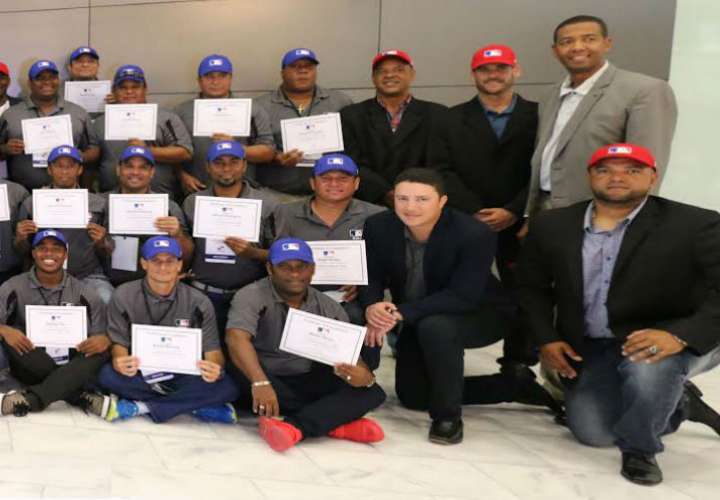 Entrenadores panameños recibieron capacitación de la MLB