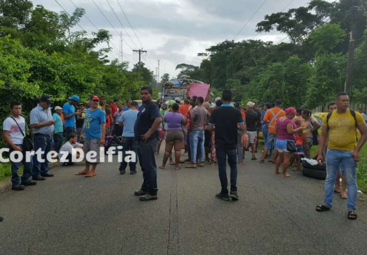 Moradores de María Chiquita exigen agua y salud 