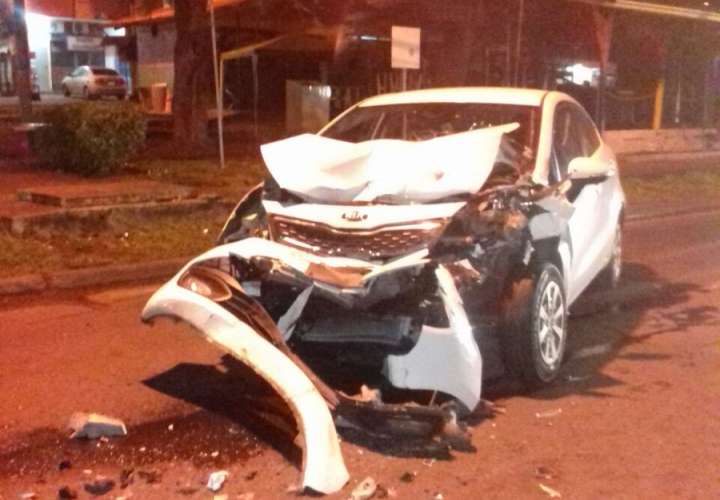 Dos heridos en accidente de tránsito en Río Abajo
