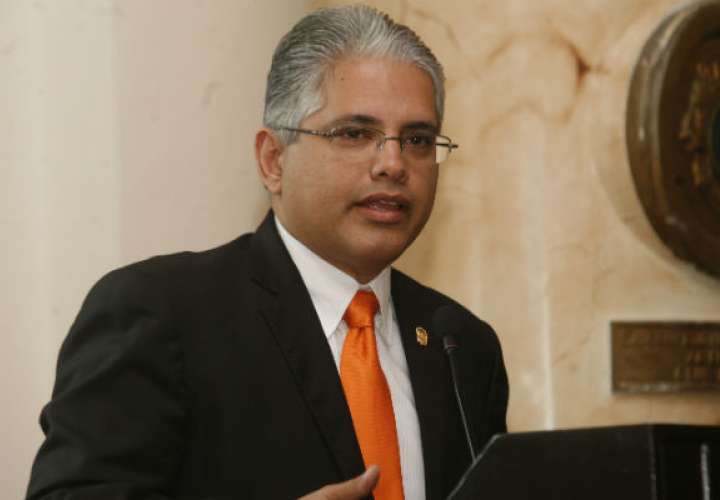 Alcalde Blandón oficializa candidatura a la Presidencia de la República 