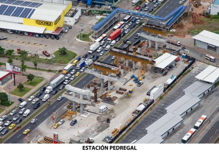 Vista aérea de los avances de la estación del Metro de Pedregal.  /  Foto: @metropanama