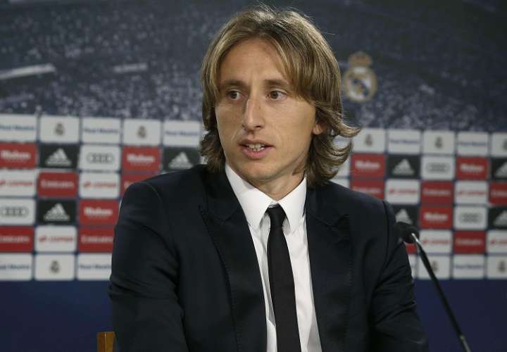 Luka Modric se quiere retirar en el Real Madrid