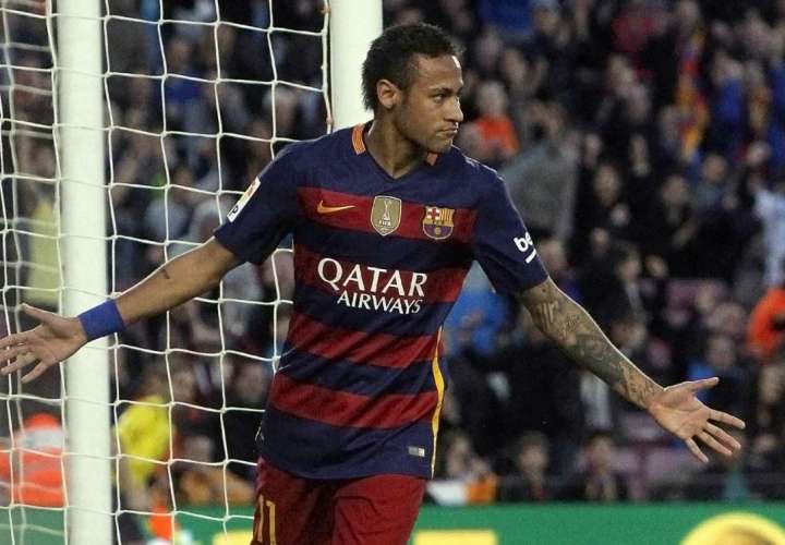 Neymar renueva hasta el 2021