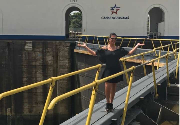 Presentadora de Primer Impacto visita el Canal de Panamá