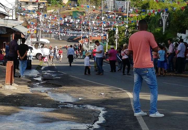 Quejas por desorganización en desfiles de Arraiján