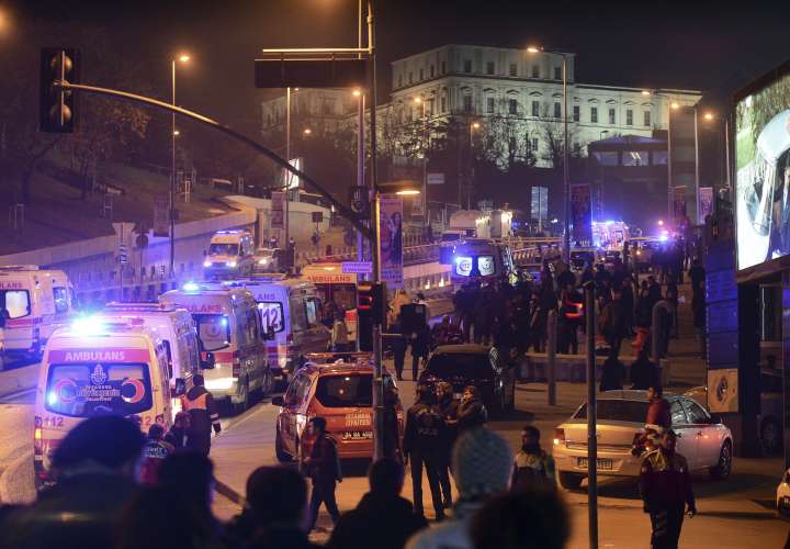 Dos explosiones en Estambul