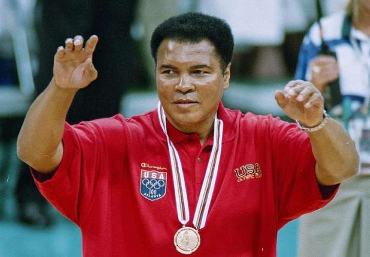Muhammad Ali en una imagen de 1996. Foto EFE