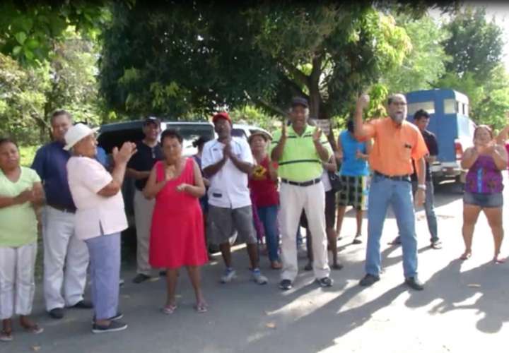Pobladores de Las Delicias piden agua potable. (Foto: Elena Valdez)