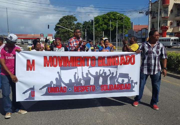 Movimiento Blindado sale por segundo día a las calles de Colón 
