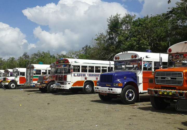 Asaltan a pasajeros y conductor de bus "Chame – Panamá"