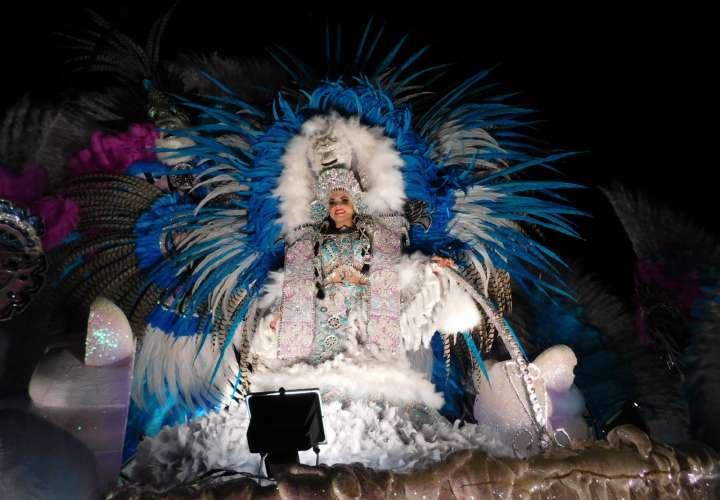 Una noche lujosa en el Carnaval de Las Tablas