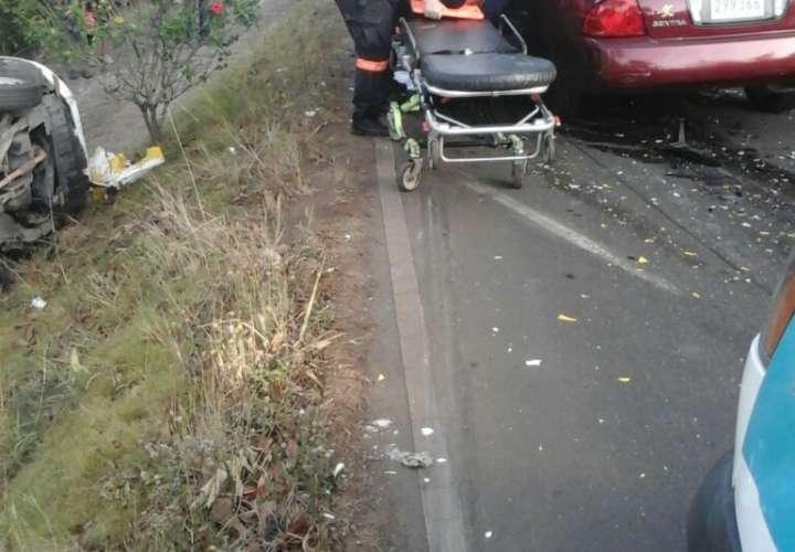 Dos heridos deja accidente en Chapala