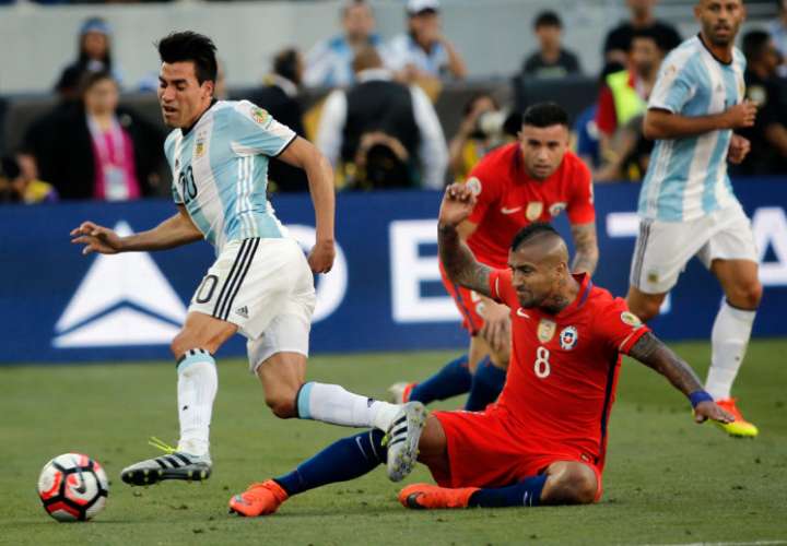Argentina, en su peor momento, recibe a Chile