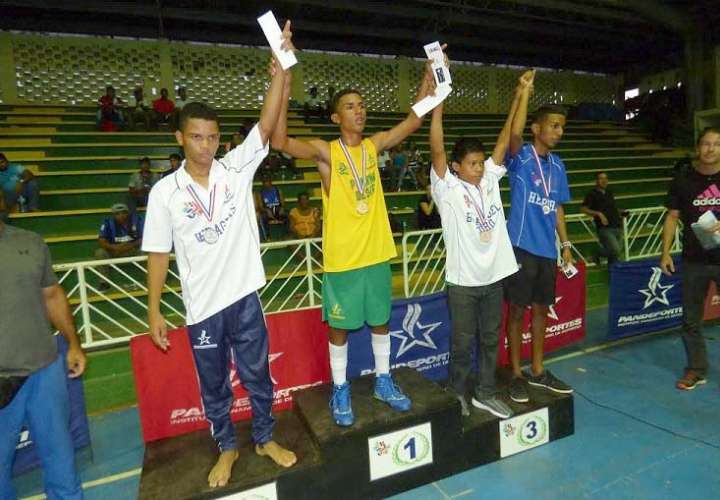 Panamá Metro y Chiriquí dominaron boxeo olímpico