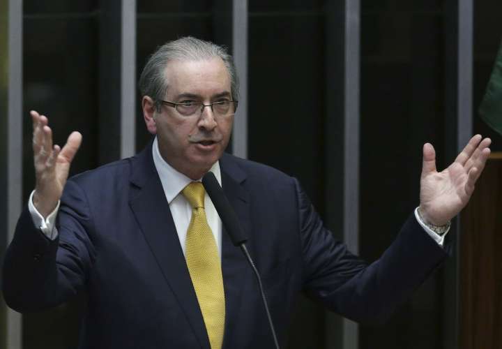 Condenan a excongresista que dirigió proceso contra Rousseff 