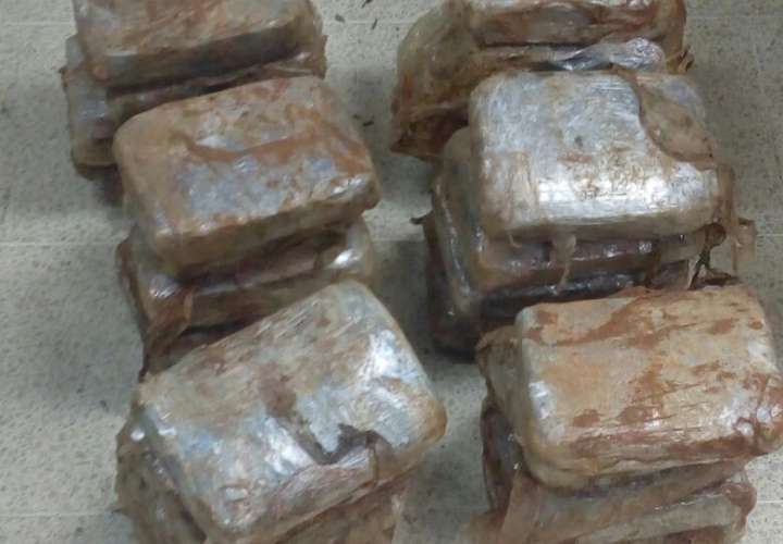 Confiscan 30 paquetes de cocaína y dos detenidos en Chiriquí