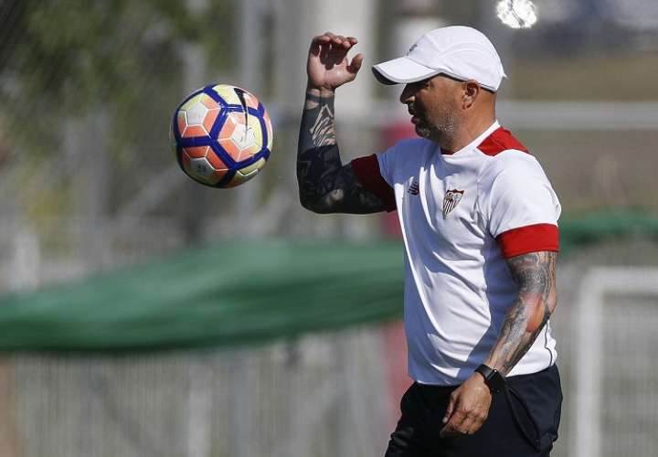 AFA negociará con Sevilla por el técnico Sampaoli