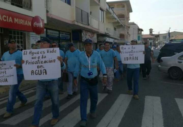 Trabajadores de Idaan de Las Tablas rechazan privatización