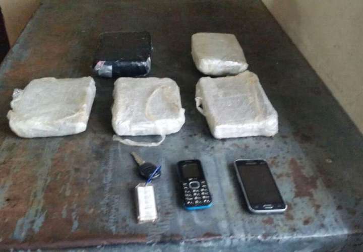 Decomisan 301 paquetes de cocaína en Colón