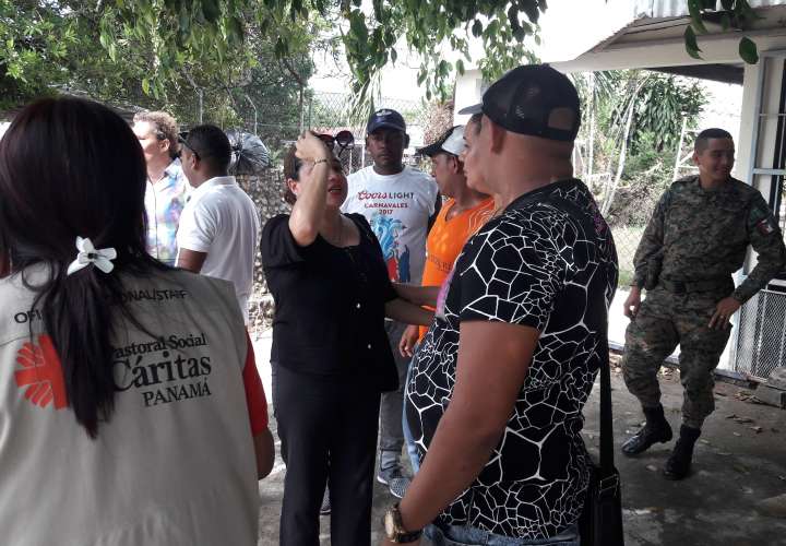 Detienen en Costa Rica a 7 cubanos que salieron de albergue en Gualaca