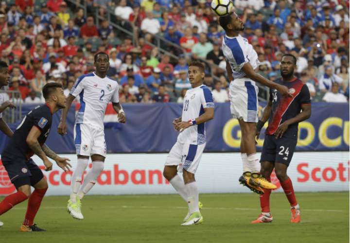 Costa Rica dejó en el camino a Panamá en Copa Oro