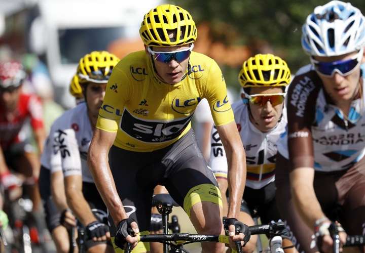 Chris Froome (Team Sky) durante la 18ª etapa del Tour de Francia. Foto: EFE