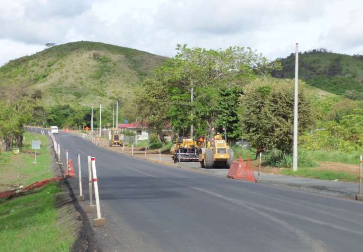 Preocupación por paralización de carretera La Arena - Pesé