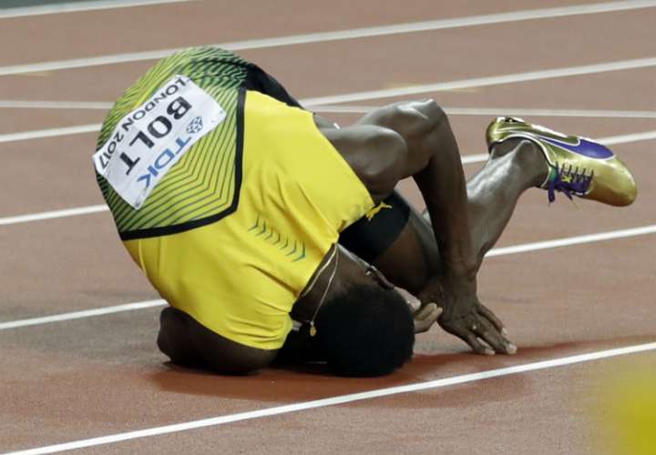 Bolt se lesiona en su retiro del atletismo