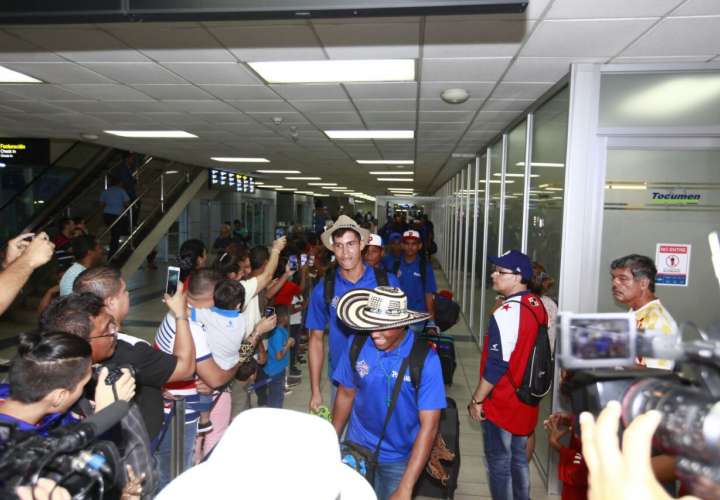 Sub-15 de Béisbol de Panamá retorna con la misión cumplida