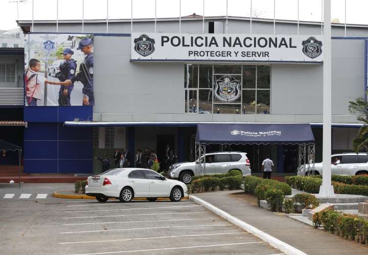 Investigan a policías por intento de asalto San Miguelito
