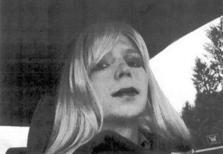 Chelsea Manning, de 29 años, es una mujer transgénero conocida antes como Bradley Manning.  /  Foto: AP