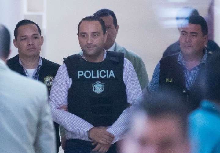 Exalcalde mexicano pendiente de extradición es trasladado