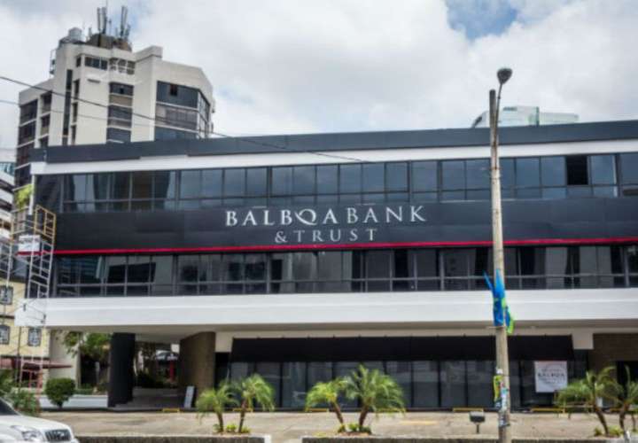 Extienden periodo de reorganización de Balboa Bank