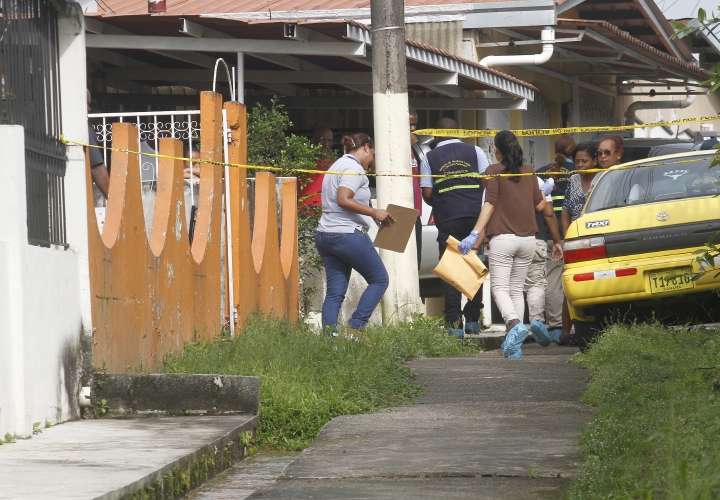 Asesinan a dos hombres a punta de balas en San Miguelito 