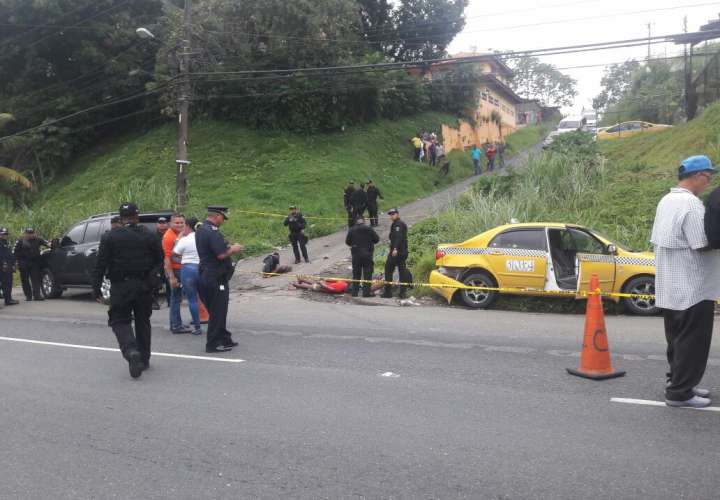 Caen 5 sujetos por robo de taxi y posesión de arma en Colón