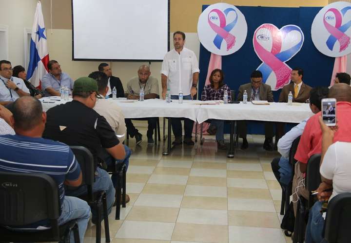 El Miviot legalizará tres comunidades en Pacora