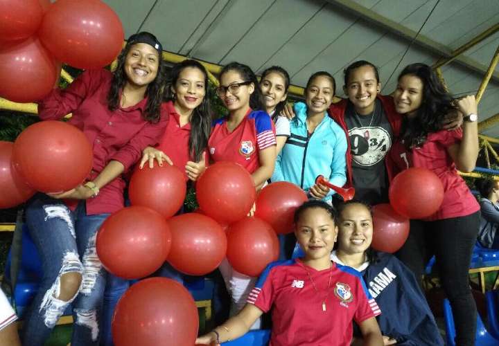 Sub-17 femenina no perdona a Honduras en Los Milagros