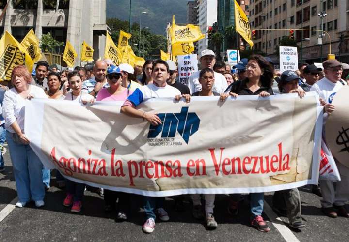 Manifestantes del Sindicato Nacional de Trabajadores de la Prensa (SNTP) de Venezuela. EFEArchivo
