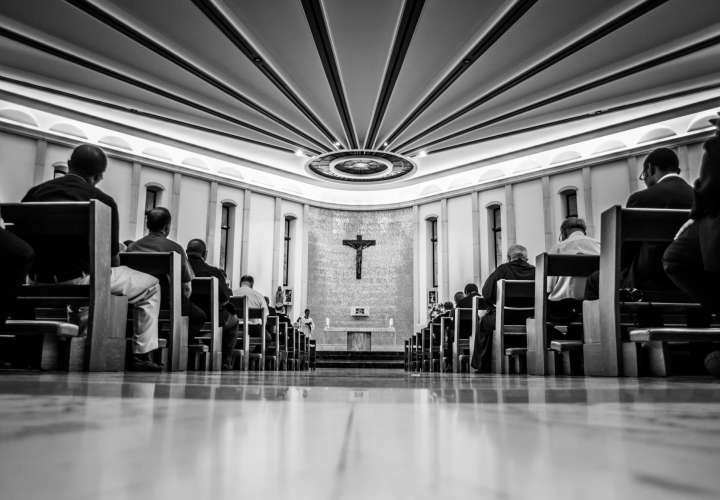 Vista general de una iglesia católica durante una misa.  /  Foto: Ilustrativa Arquidiócesis de Panamá