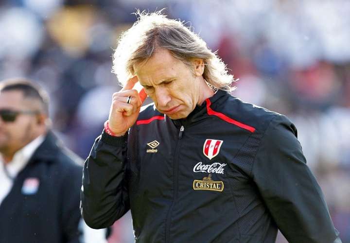 El director técnico de la selección de Perú, Ricardo Gareca/ AP