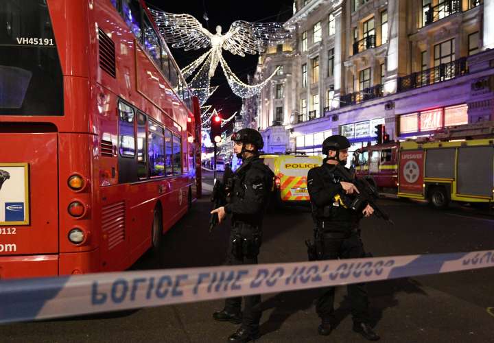 Desalojan metro de Londres al escucharse disparos