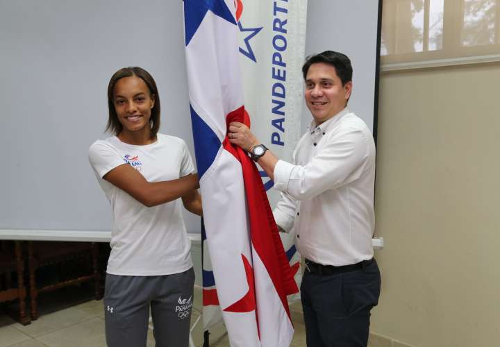 Nathalee Aranda llevará la bandera de Panamá 